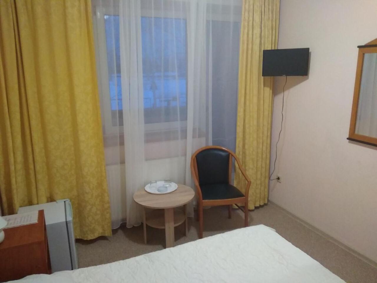 Hotel Complex Vizit Kozyn エクステリア 写真