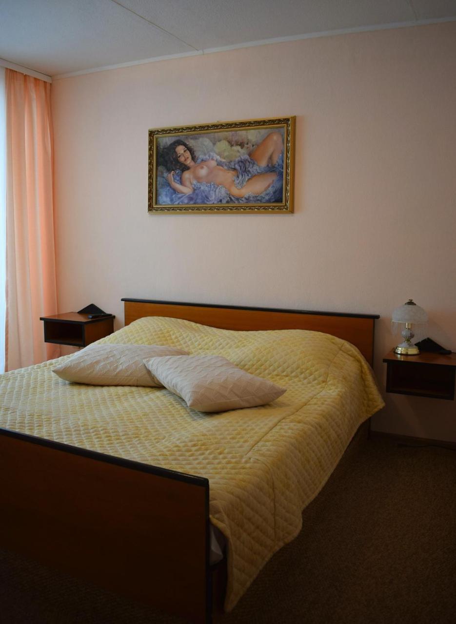 Hotel Complex Vizit Kozyn エクステリア 写真